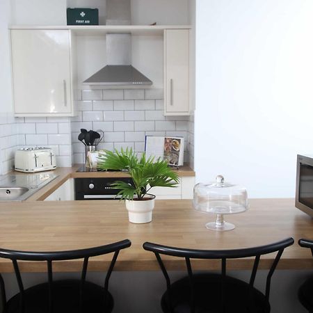 Aisiki Living At Upton Rd, Multiple 1, 2, Or 3 Bedroom Apartments, King Or Twin Beds With Free Wi-Fi & Parking Watford  Luaran gambar