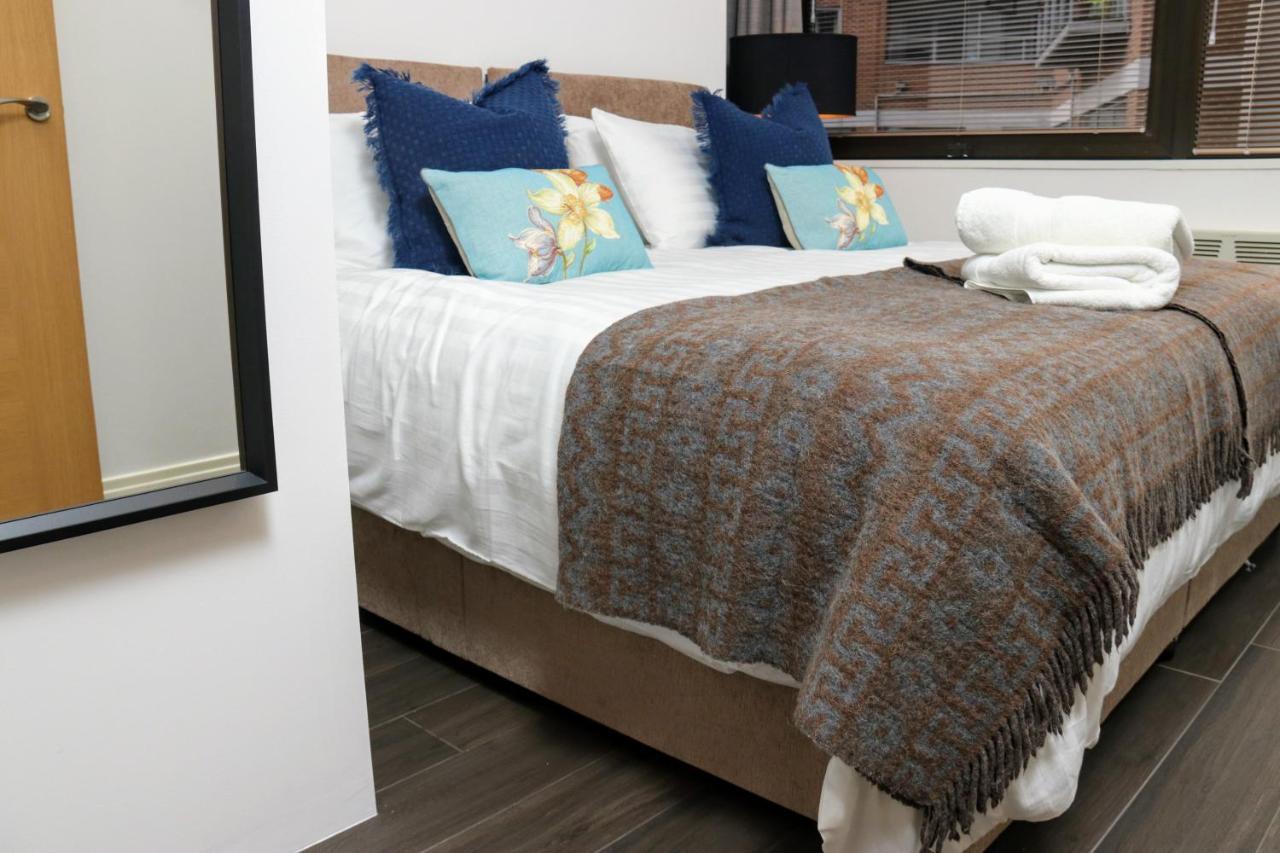 Aisiki Living At Upton Rd, Multiple 1, 2, Or 3 Bedroom Apartments, King Or Twin Beds With Free Wi-Fi & Parking Watford  Luaran gambar