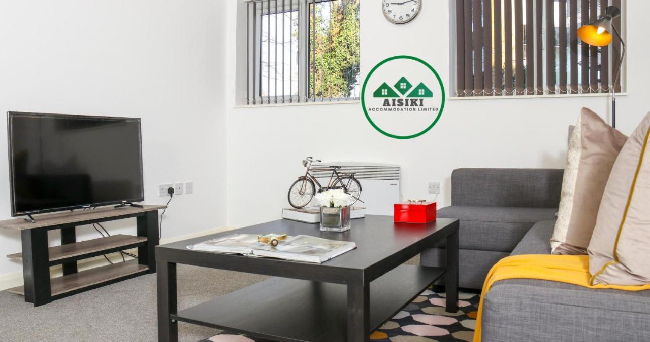 Aisiki Living At Upton Rd, Multiple 1, 2, Or 3 Bedroom Apartments, King Or Twin Beds With Free Wi-Fi & Parking Watford  Luaran gambar