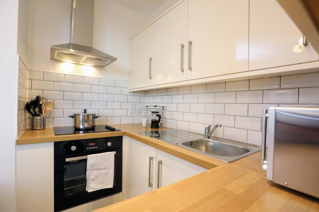 Aisiki Living At Upton Rd, Multiple 1, 2, Or 3 Bedroom Apartments, King Or Twin Beds With Free Wi-Fi & Parking Watford  Luaran gambar