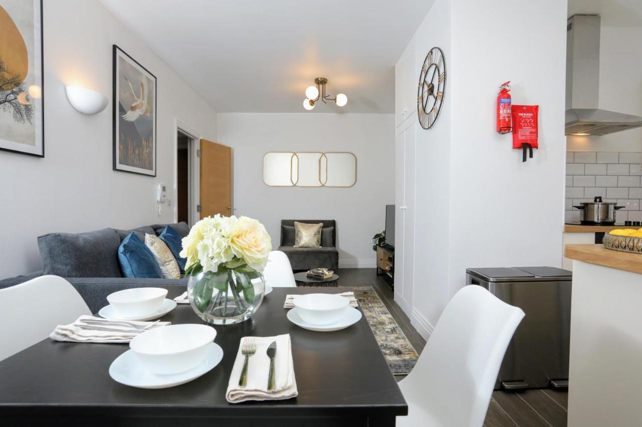 Aisiki Living At Upton Rd, Multiple 1, 2, Or 3 Bedroom Apartments, King Or Twin Beds With Free Wi-Fi & Parking Watford  Luaran gambar