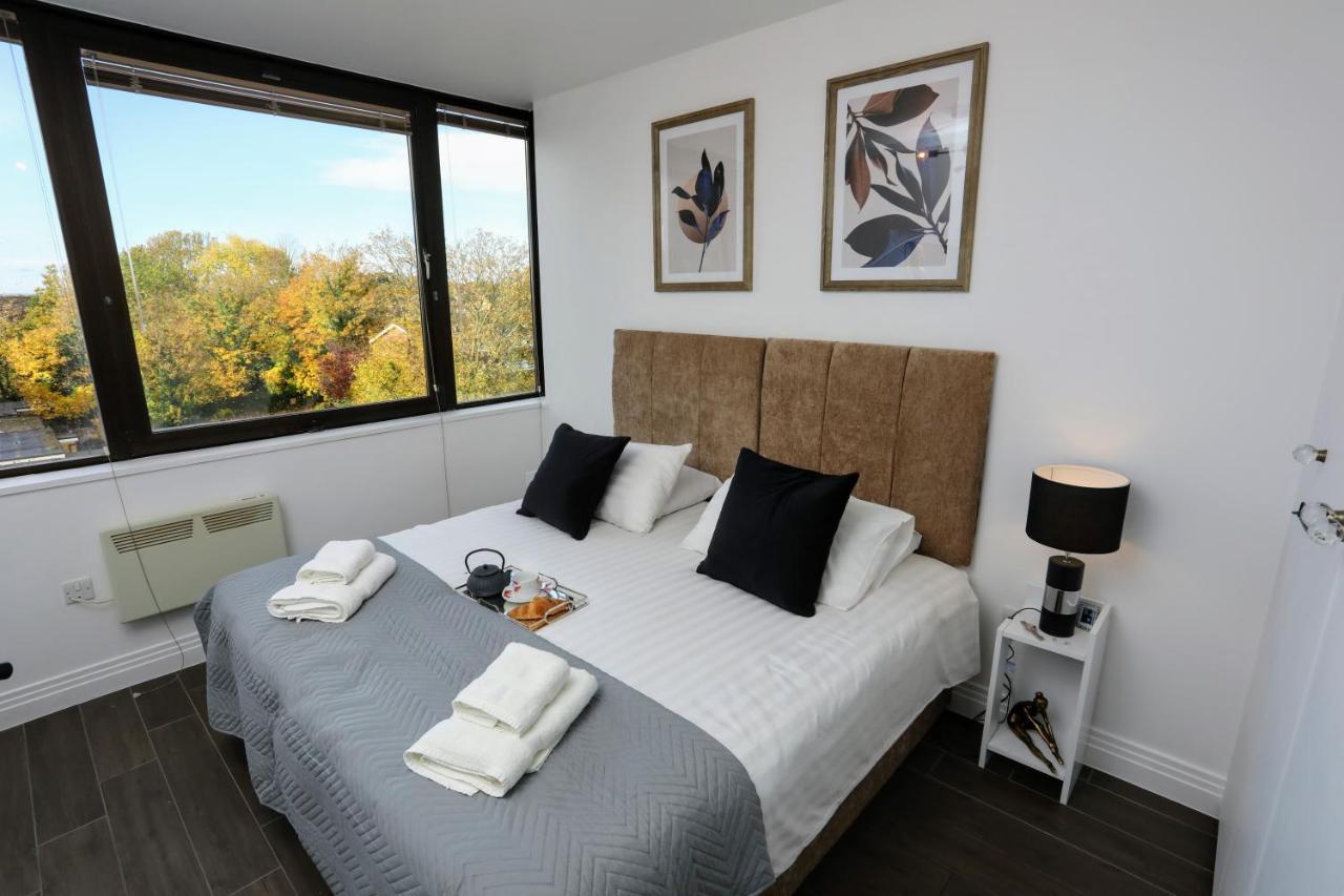 Aisiki Living At Upton Rd, Multiple 1, 2, Or 3 Bedroom Apartments, King Or Twin Beds With Free Wi-Fi & Parking Watford  Luaran gambar